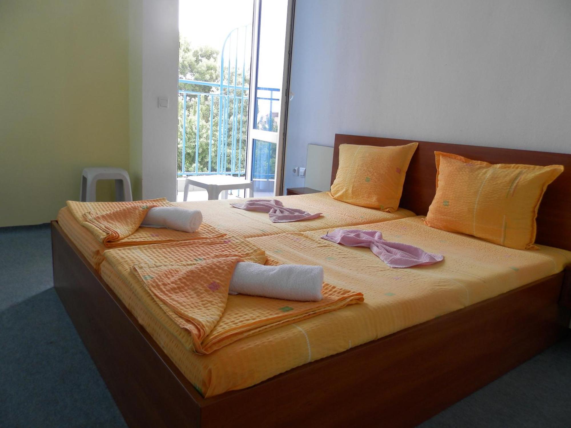 פרימורסקו Hotel North מראה חיצוני תמונה